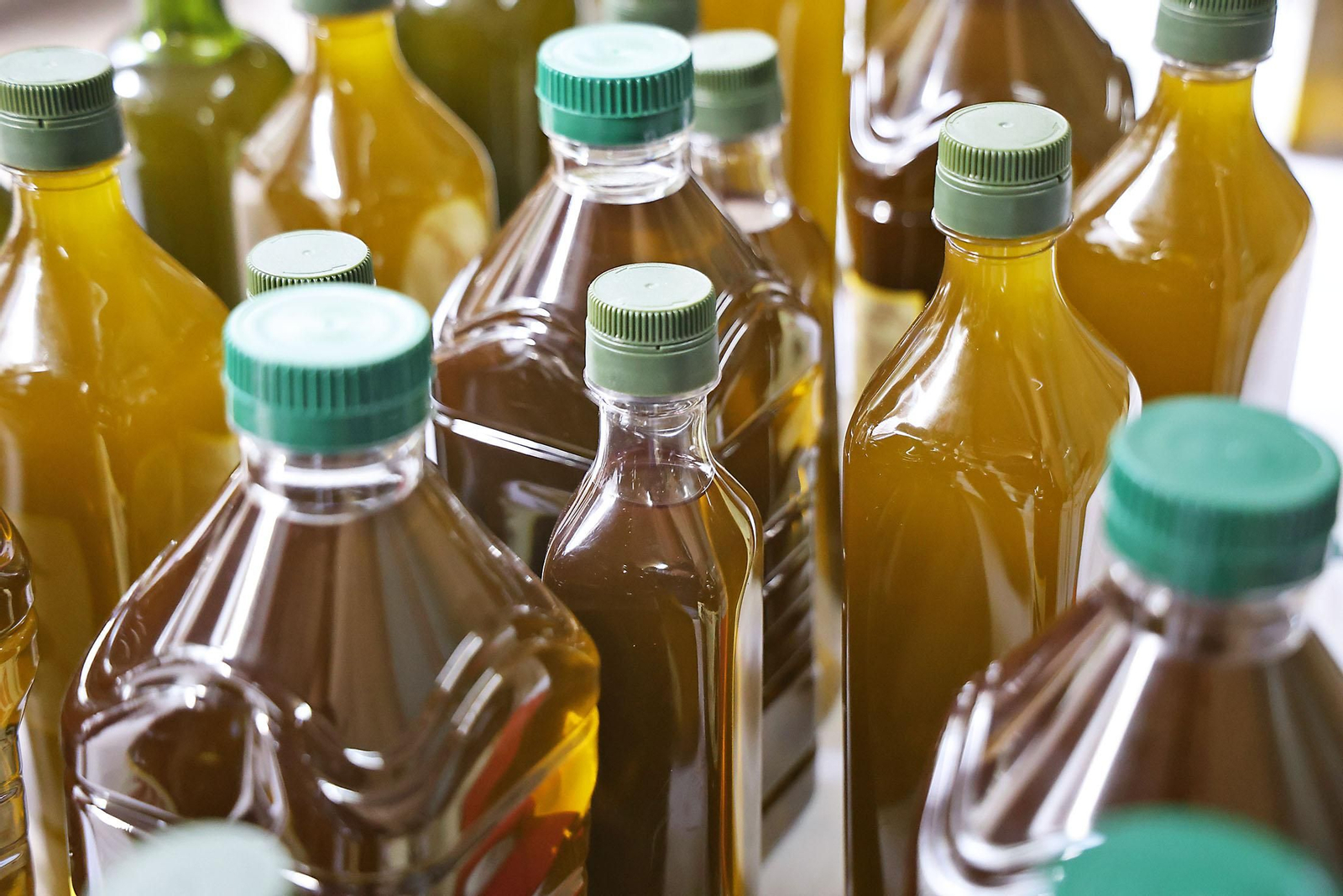 Muestra de aceites y quesos en la Diputación de Huelva (48)