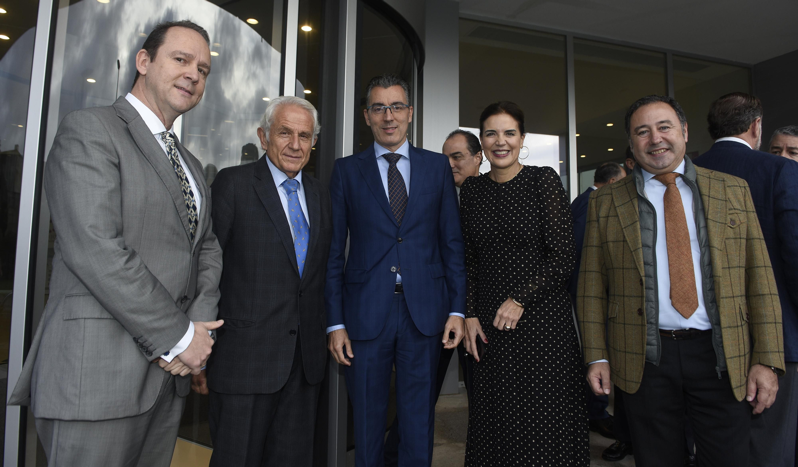 FORO JOLY.  Dña.Carolina España