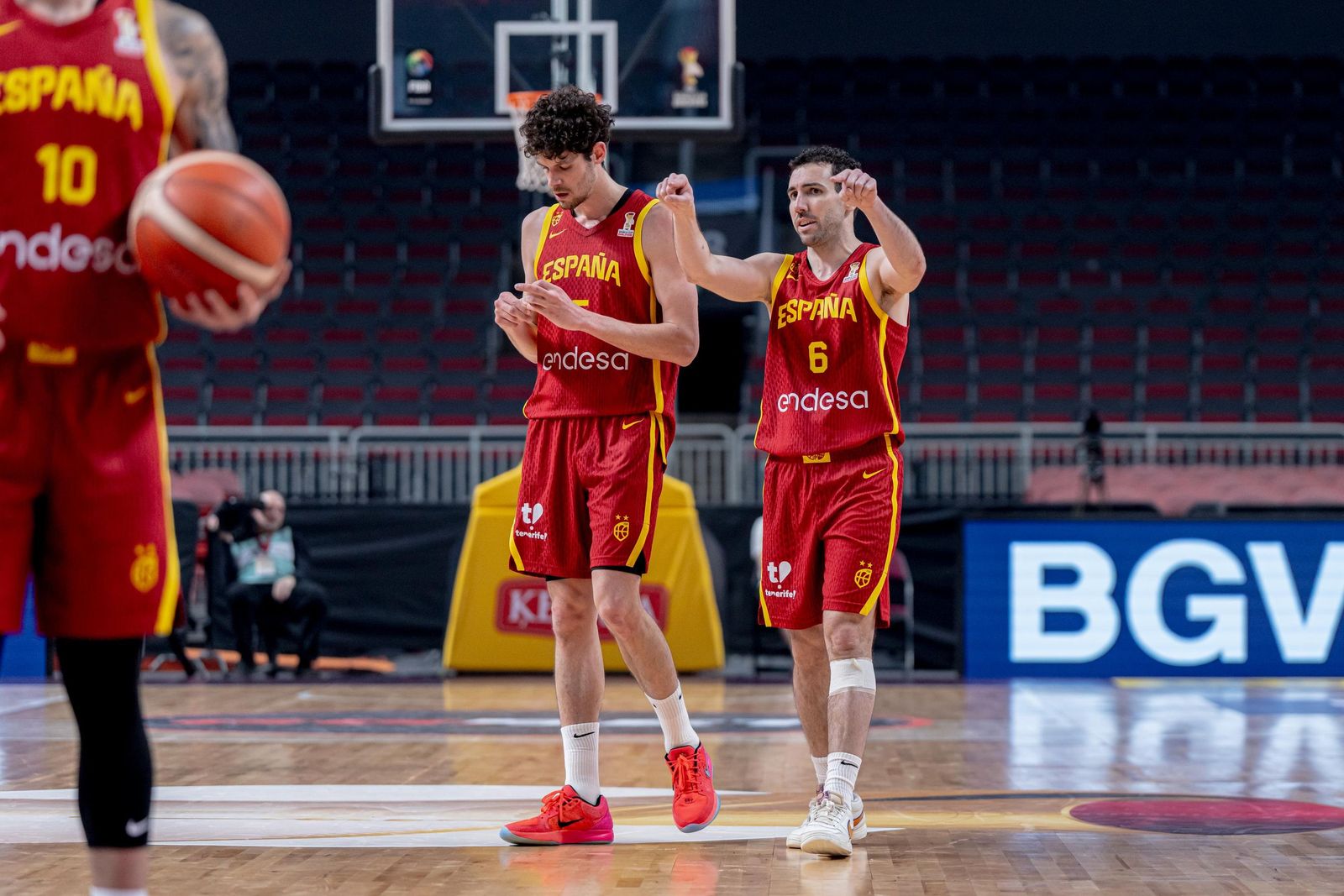 Las mejores fotos del Ucrania-España de baloncesto