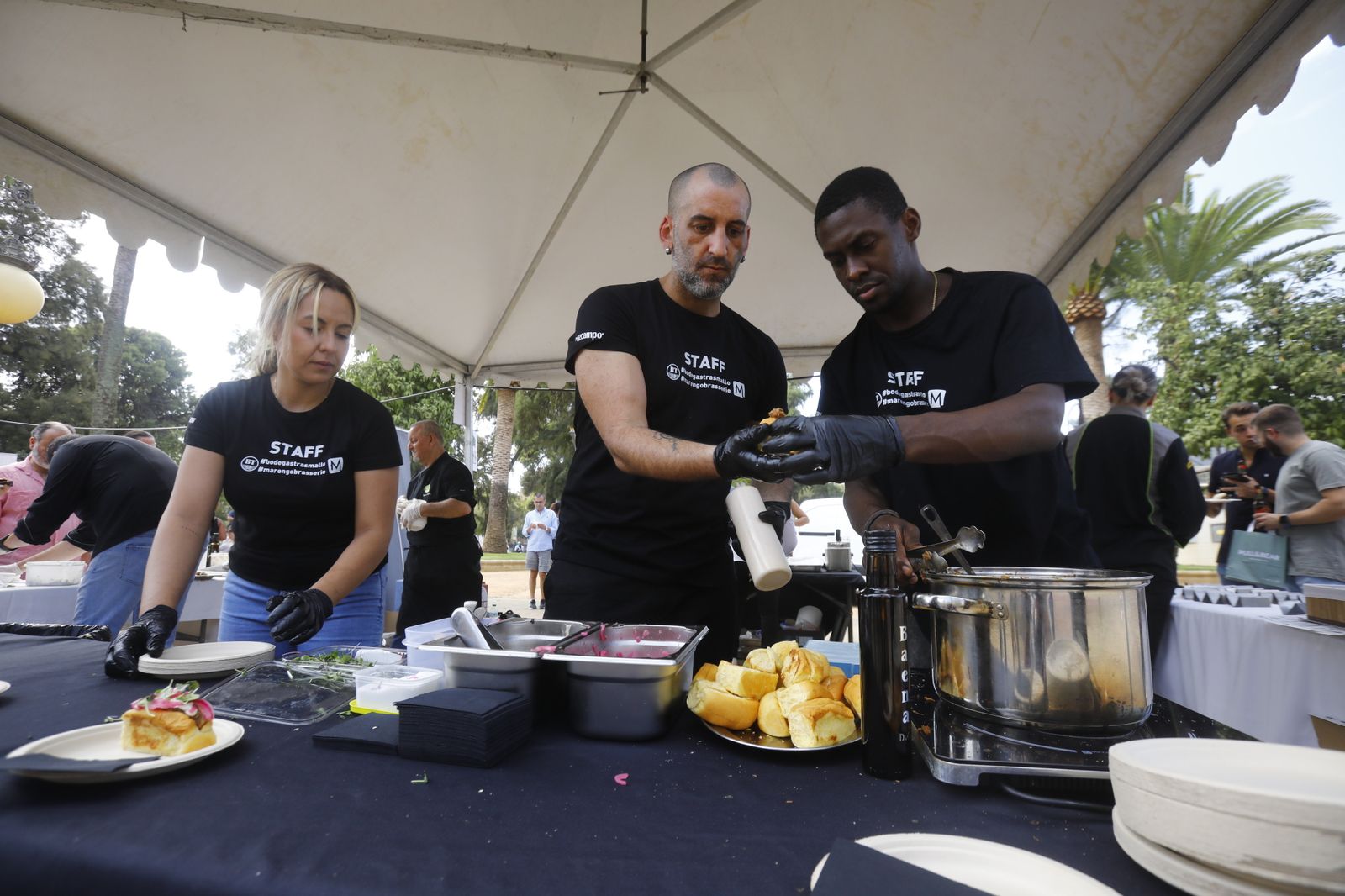 Las tapas del Córdoba Califato Gourmet en el Paseo de la Victoria, en imágenes