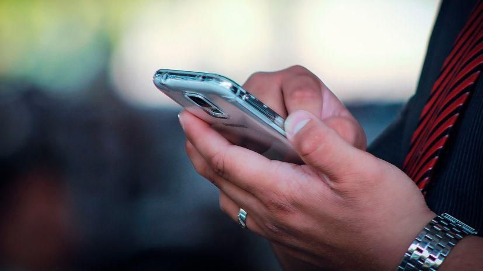 Por qué conviene utilizar la tecnología de carga inalámbrica VN88 Rezence