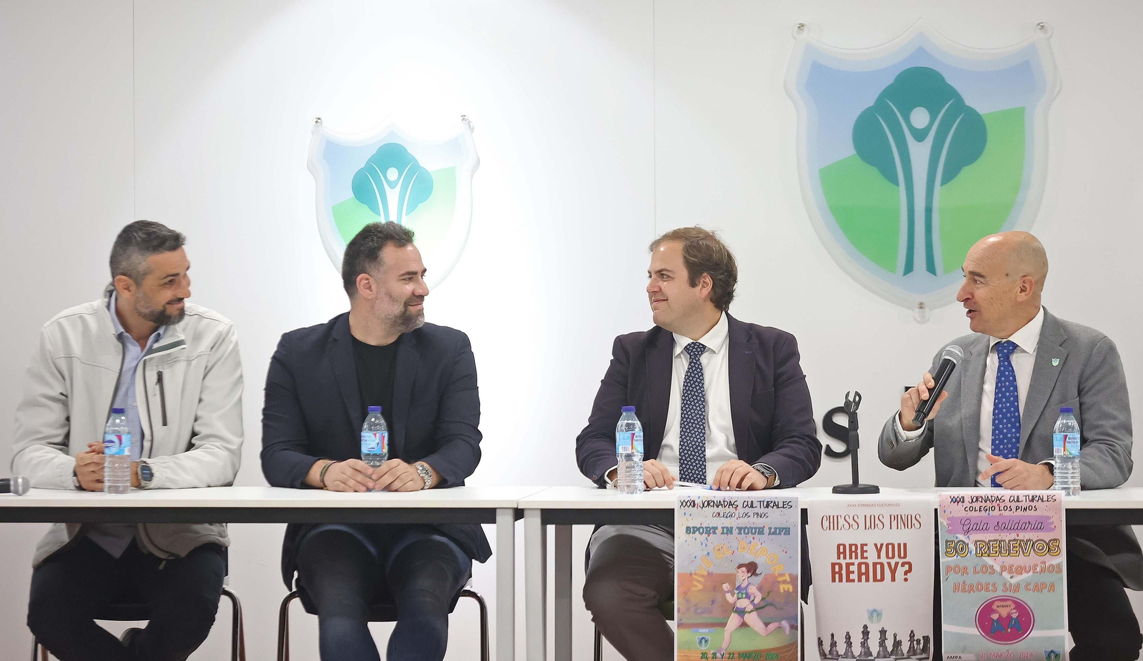 Imágenes de la inauguración de las XXXII Jornadas Culturales del Colegio Los Pinos de Algeciras Imágenes de la inauguración de las XXXII Jornadas Culturales del Colegio Los Pinos de Algeciras