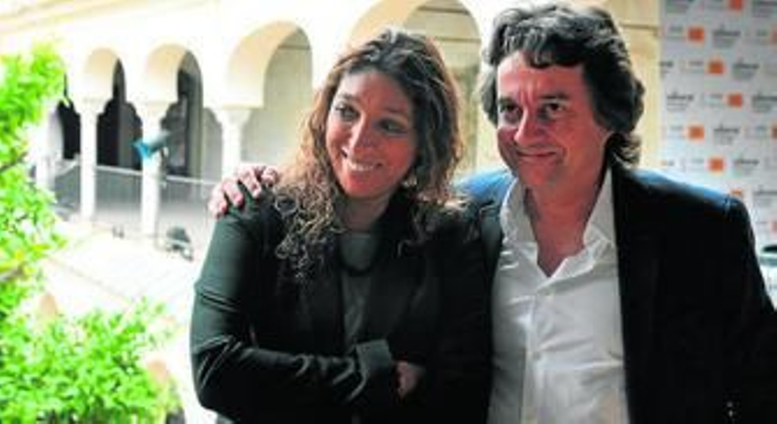 Esperanza Fernández y Javier Barón, felices de presentar su propuesta conjunta en la Bienal.
