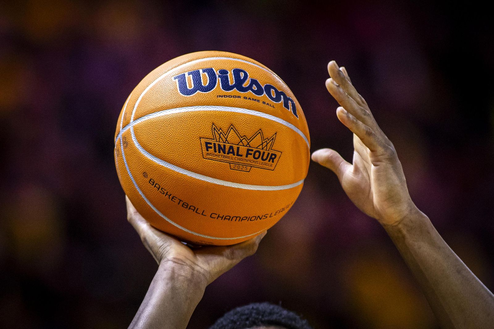 El AEK remonta y le quita al Tenerife el tercer puesto (77-73)