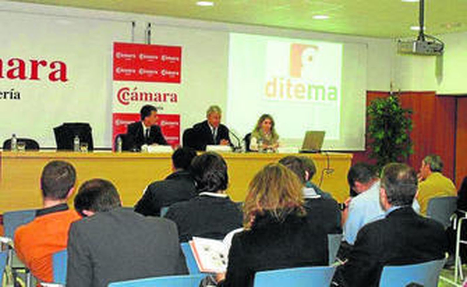 La Cámara de Almería acogió un acto informativo sobre Ditema hace un año.