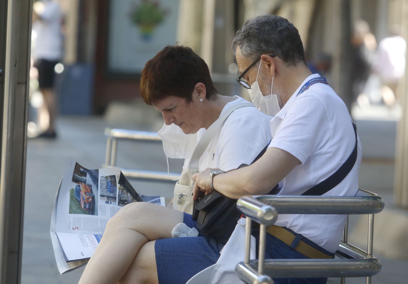 El primer día sin mascarilla en la calle en Córdoba, en fotografías