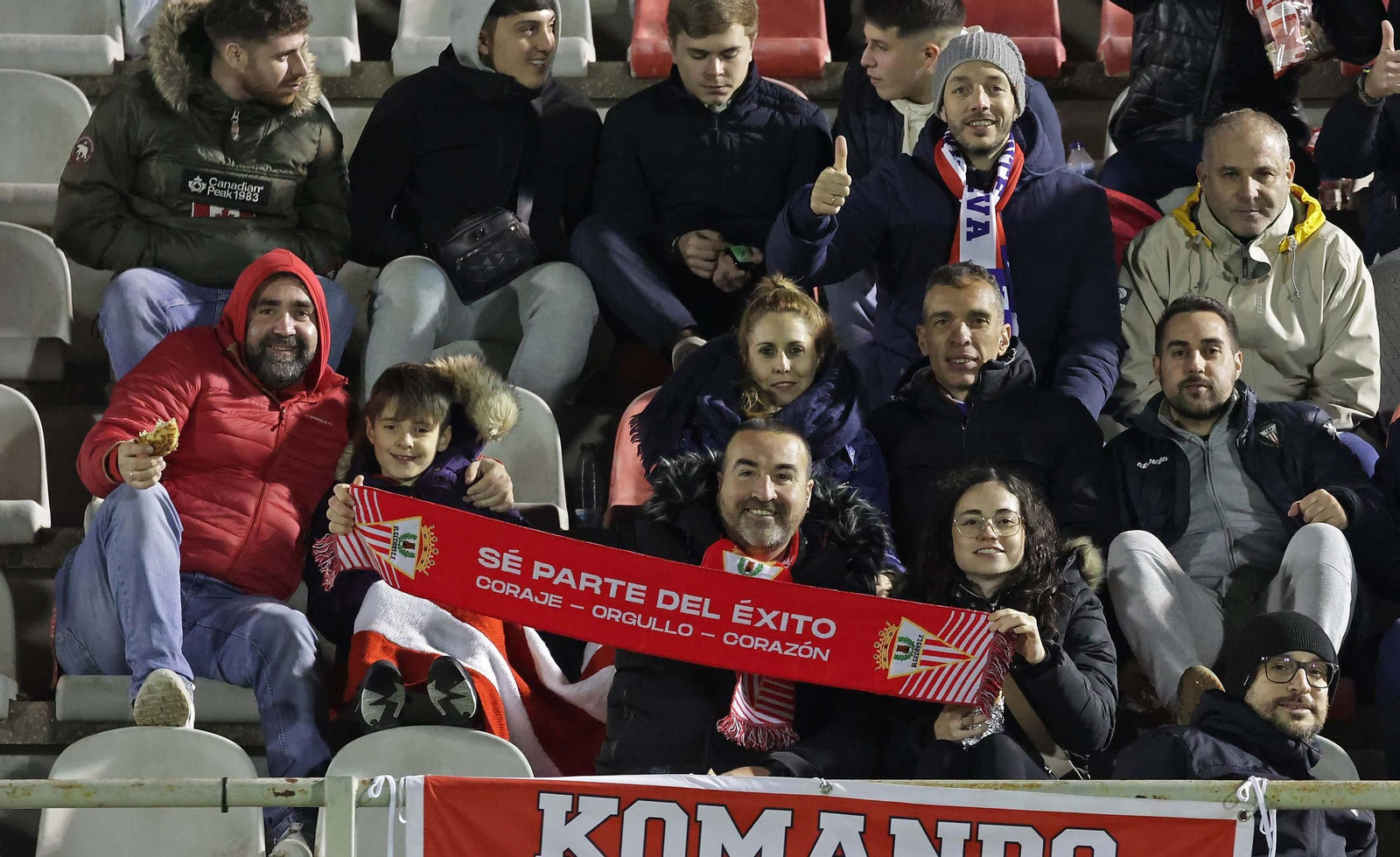 Búscate en el Nuevo Mirador durante el Algeciras - Real Madrid Castilla de Primera Federación