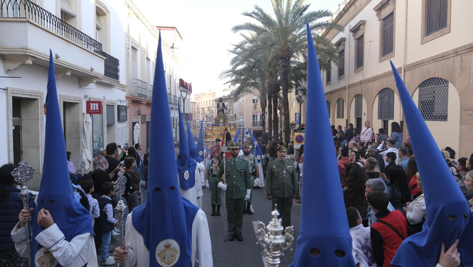 La procesión de Prendimiento en Almería, en imágenes