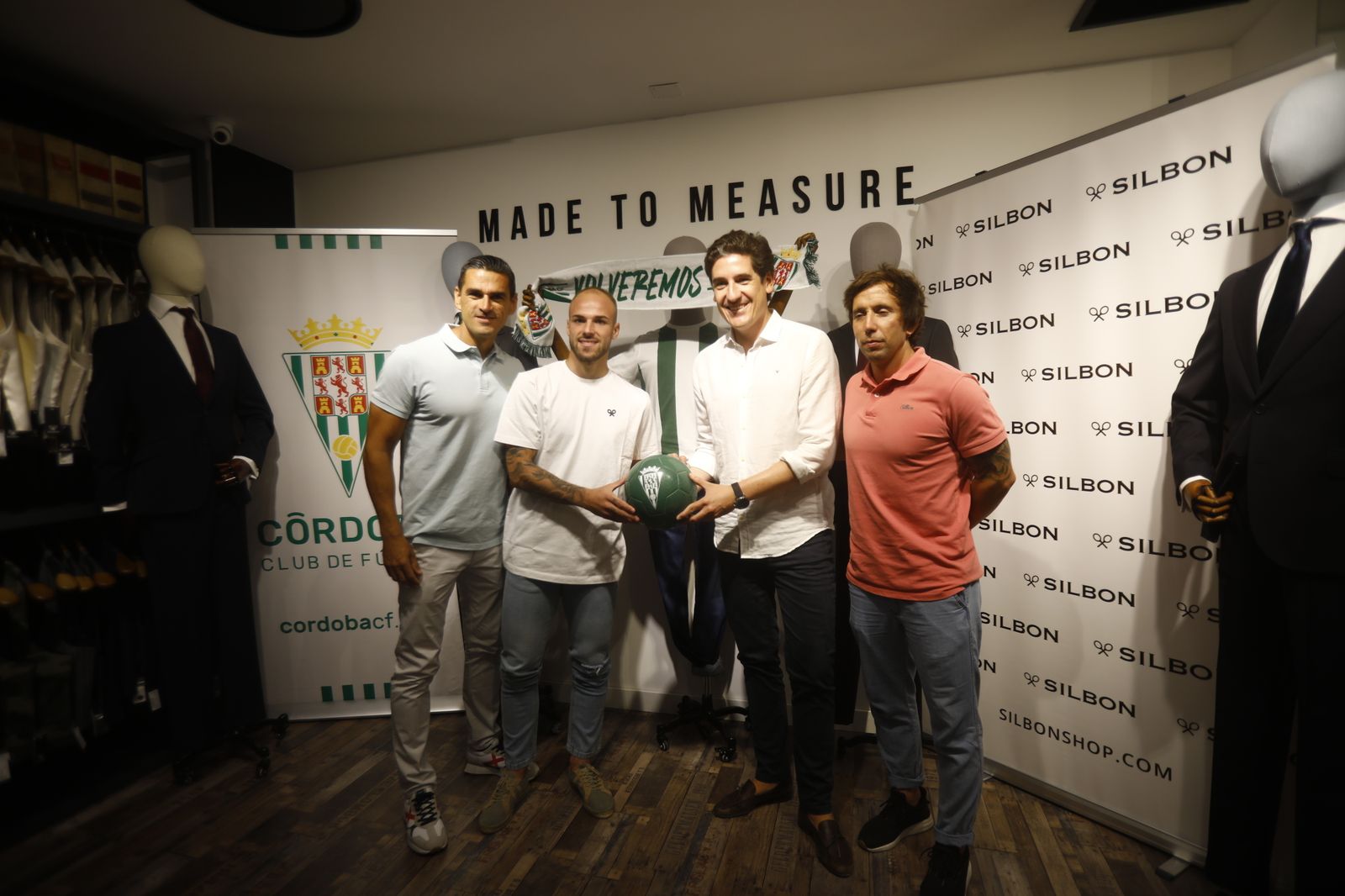 Las imágenes de la presentación de Sergio Benito con el Córdoba CF