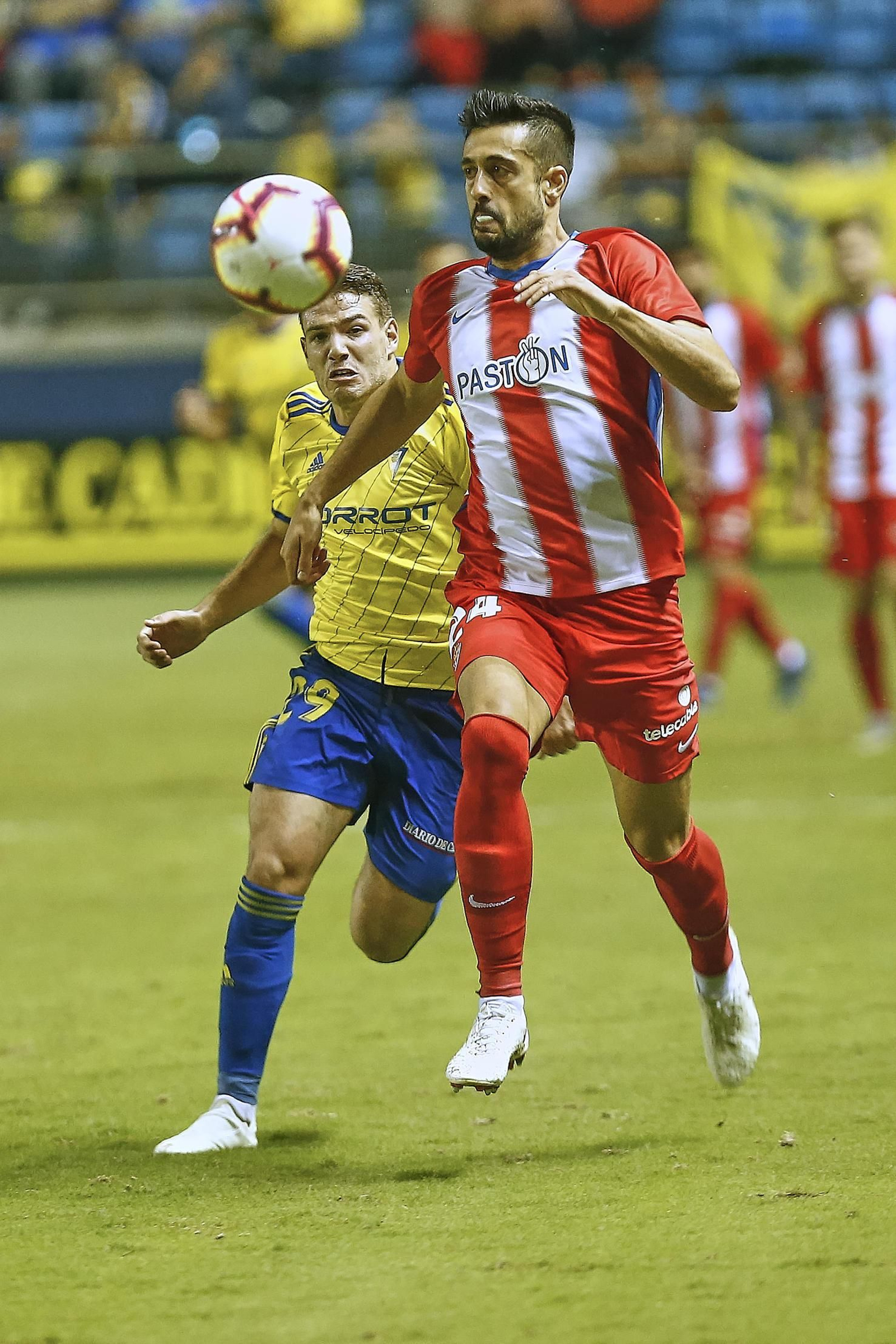 Las imágenes del Cádiz-Sporting