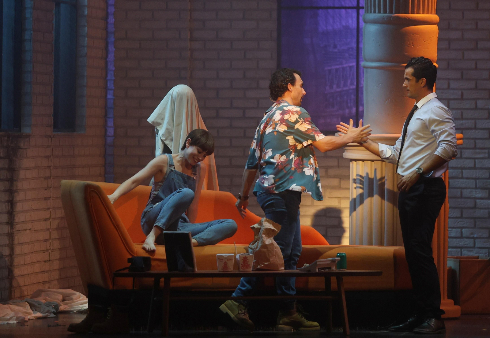 El musical de Ghost en Málaga, con David Bustamante y Ricky Merino, en fotos