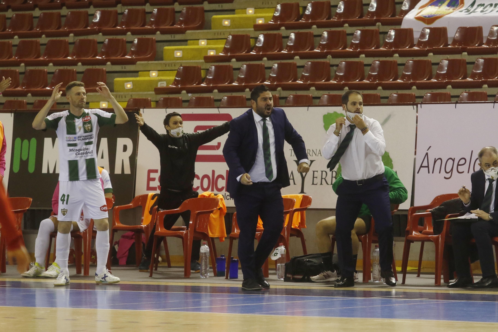 Las fotografías del empate entre el Córdoba Futsal y el Industrias Santa Coloma