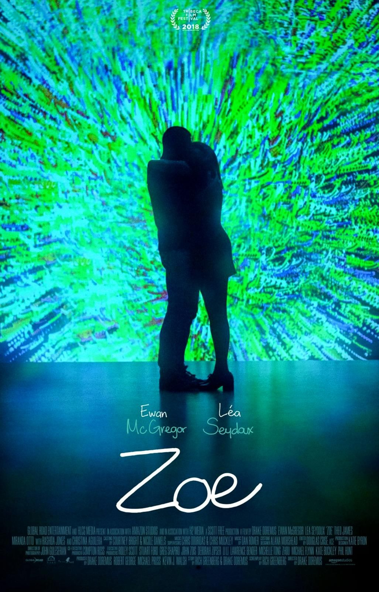 Zoe, película sobre parejas de humanos y androides.