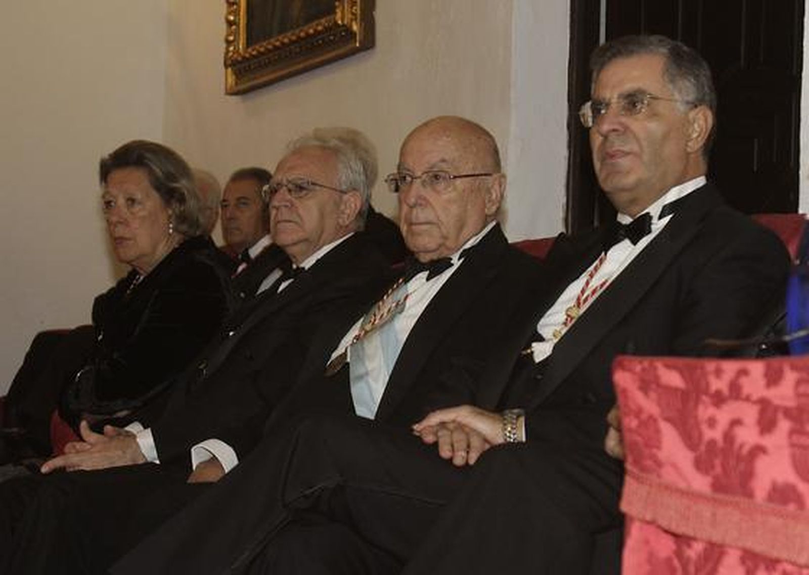 El arabista Rafael Valencia, quien dirigió en Bagdad el Instituto Hispano-Árabe, dedicó su discurso de ingreso a los refranes en la Sevilla árabe.

Foto: José Ángel García