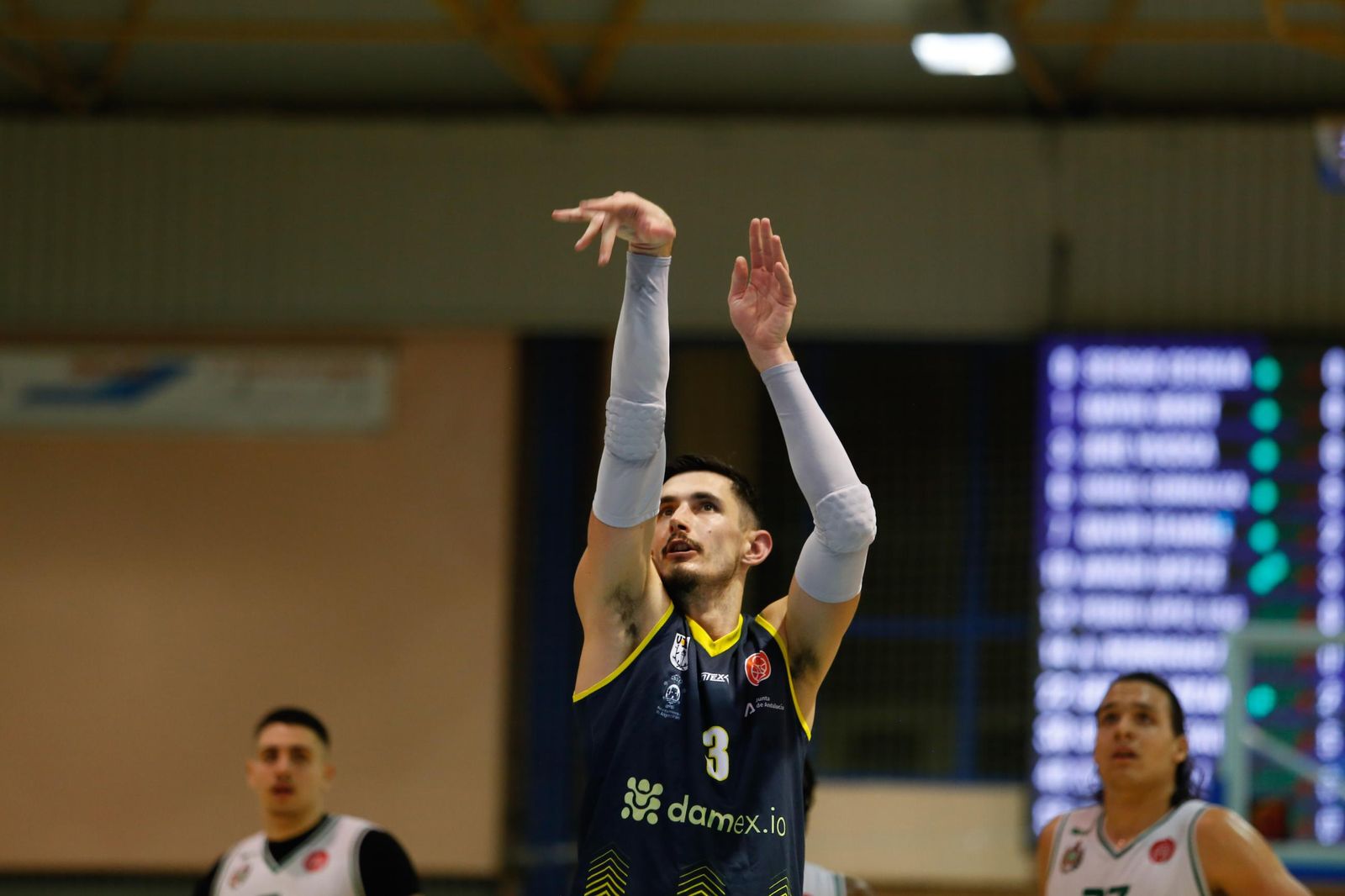 Las fotos del Udea-Lobe Huesca de Segunda FEB