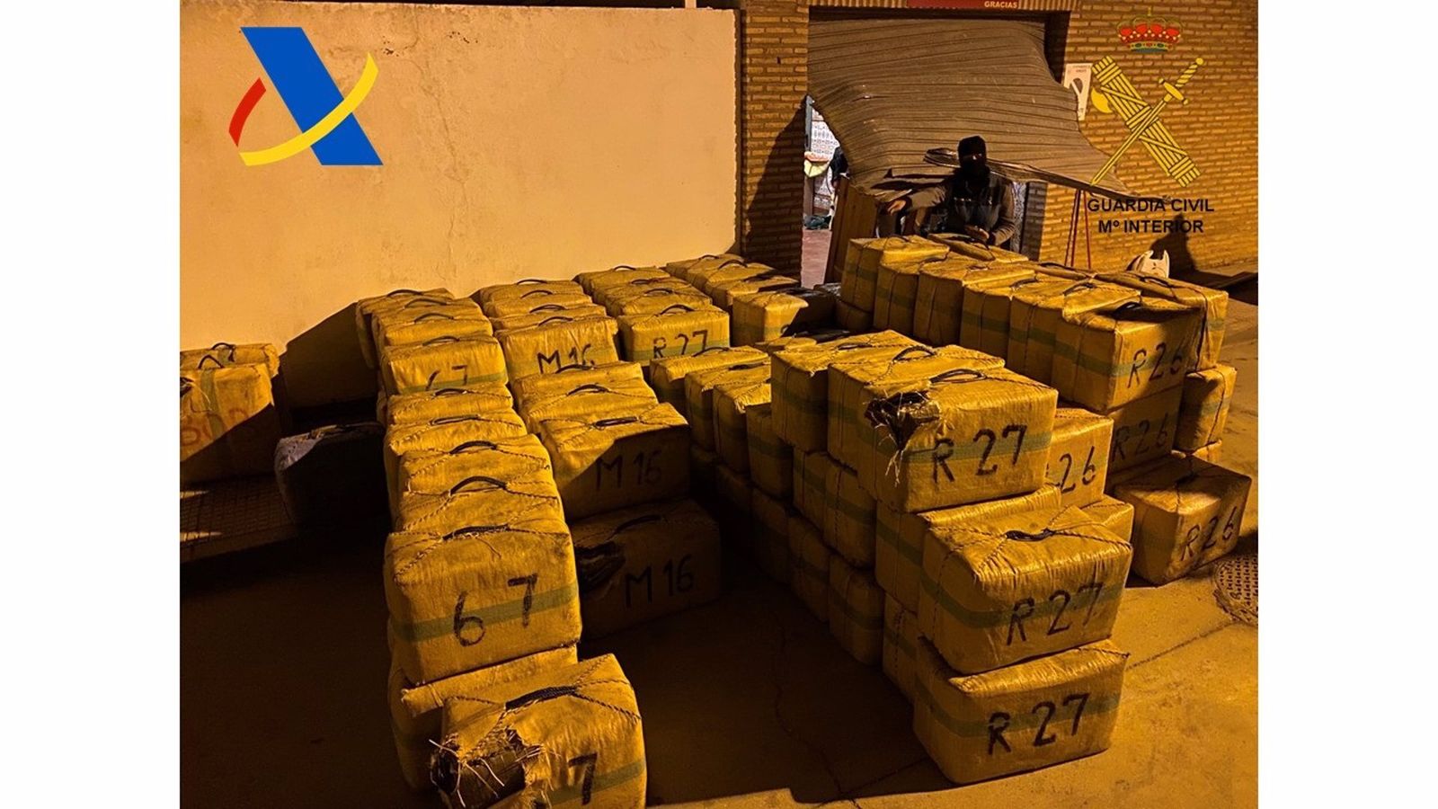 La Guardia Civil interviene en Huelva casi cuatro toneladas de hachís