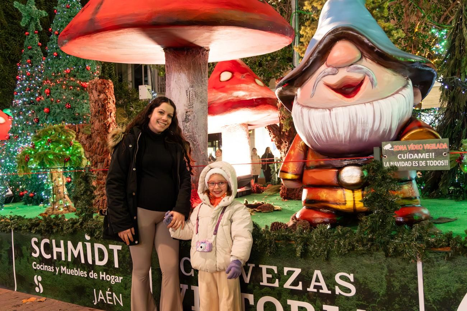 Inauguración en Jaén del alumbrado navideño "Centrylandia"