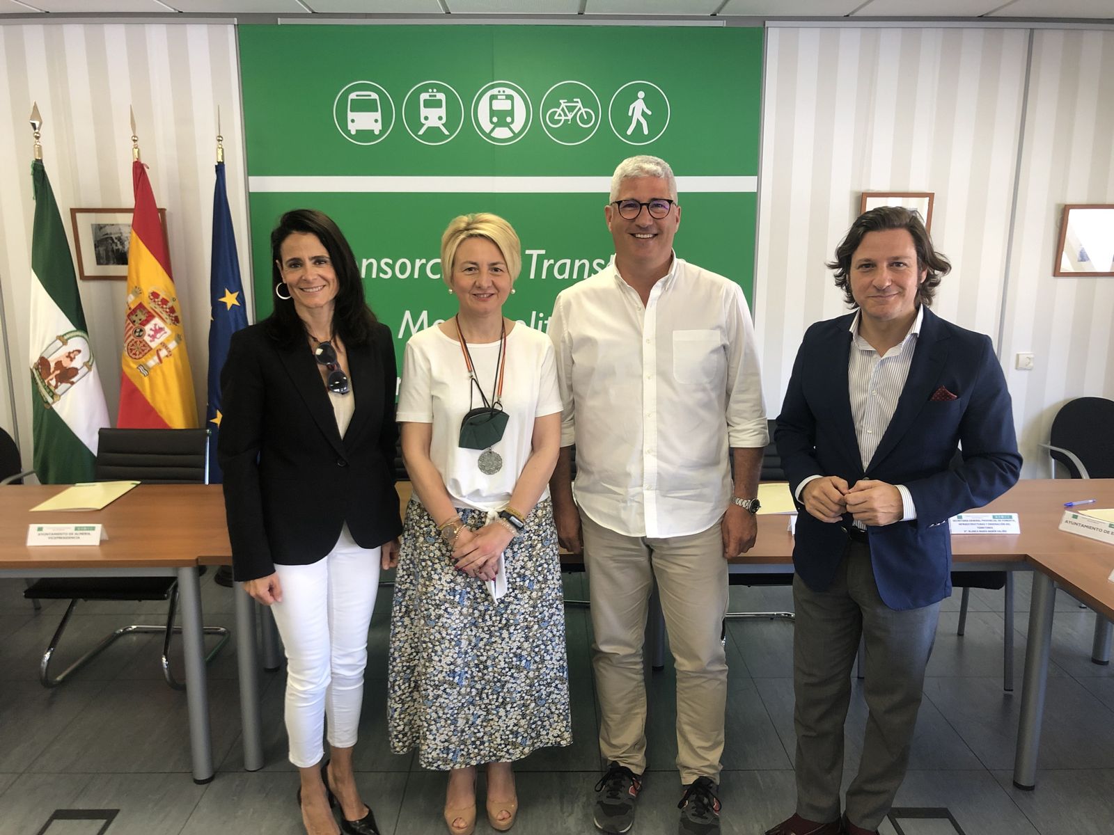 Una línea de autobús conectará Huércal de Almería con la capital a partir del mes de julio