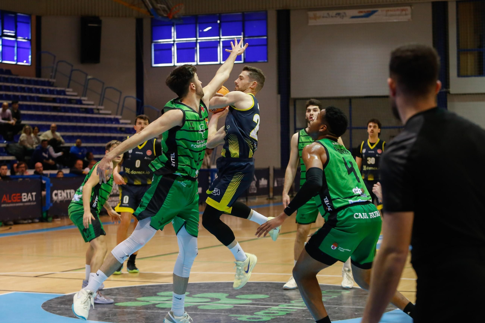 Las fotos del Udea-Ponferrada de la Segunda FEB