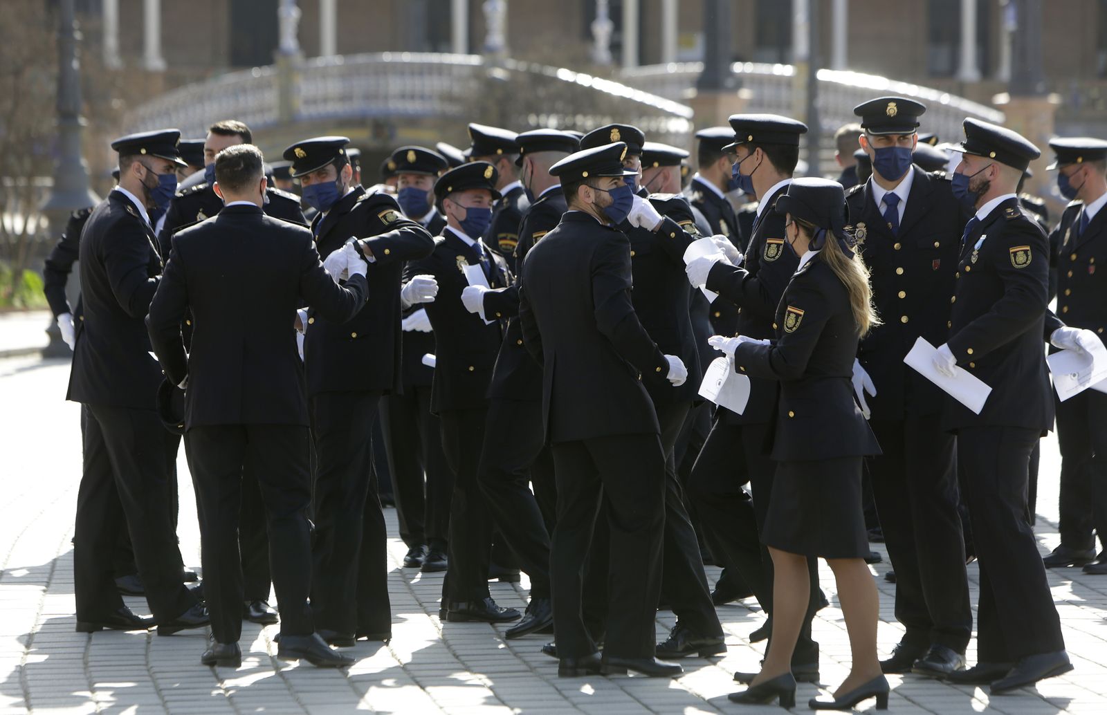 JURA DE LOS NUEVOS OFICIALES DE LA POLICIA NACIONAL