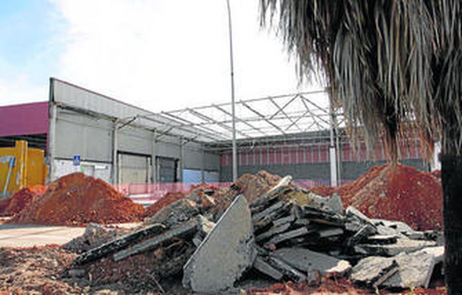 Estructuras al desnudo que serán posteriormente remodeladas.