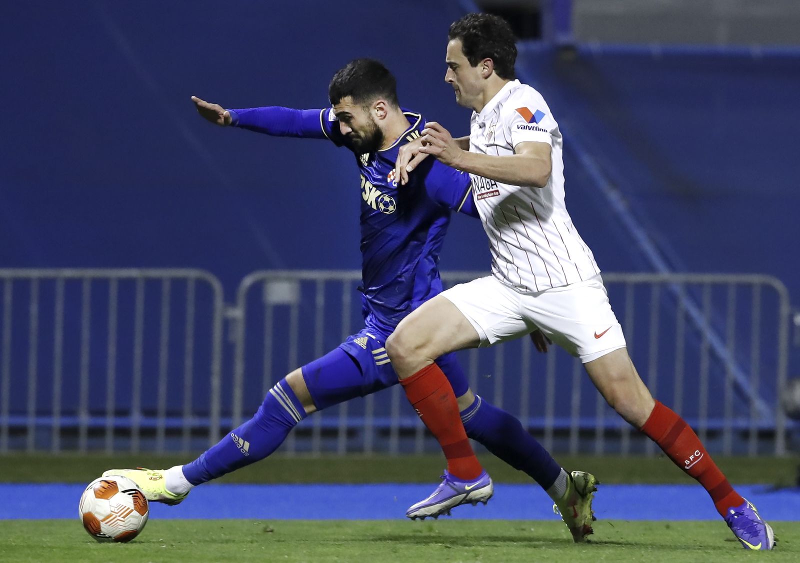 Las imágenes del Dinamo de Zagreb-Sevilla