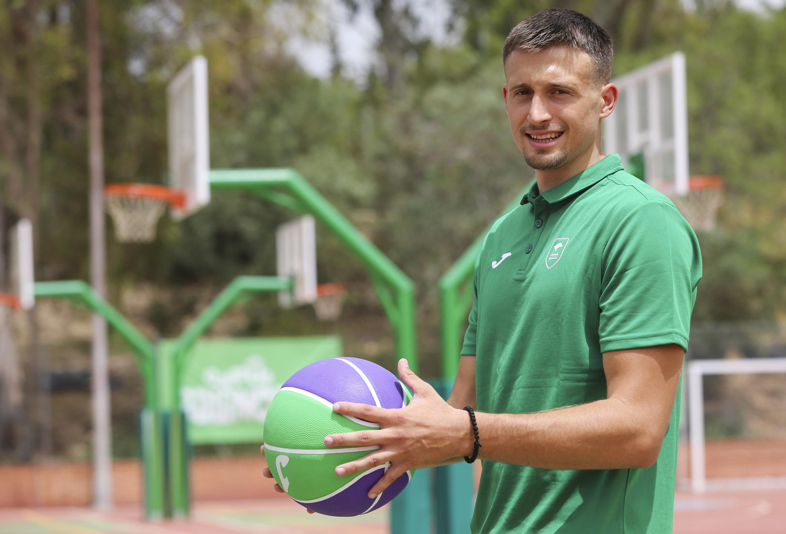 Las fotos de la presentación de Aleksa Avramovic