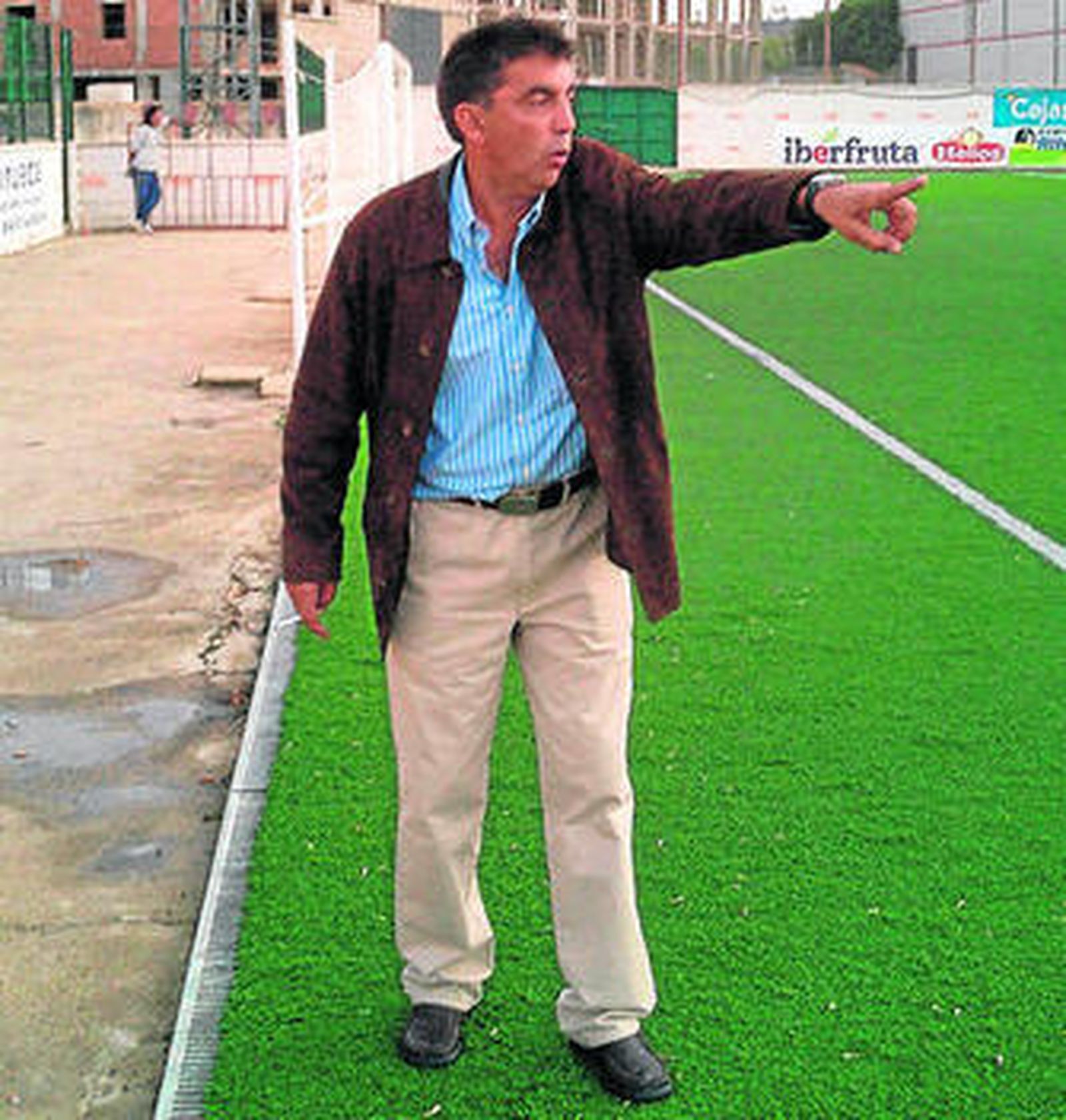Juan Palma, técnico de la Olímpica, apuntará al triunfo ante el Almonte.