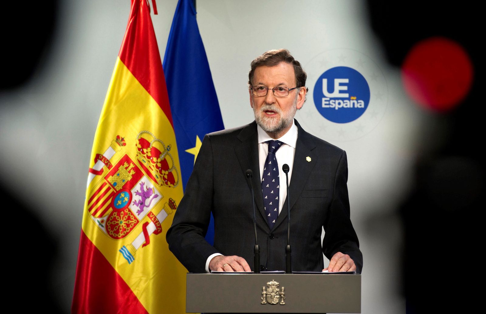 Mariano Rajoy, durante la rueda de prensa que ofreció ayer en Bruselas al término del Consejo Europeo.