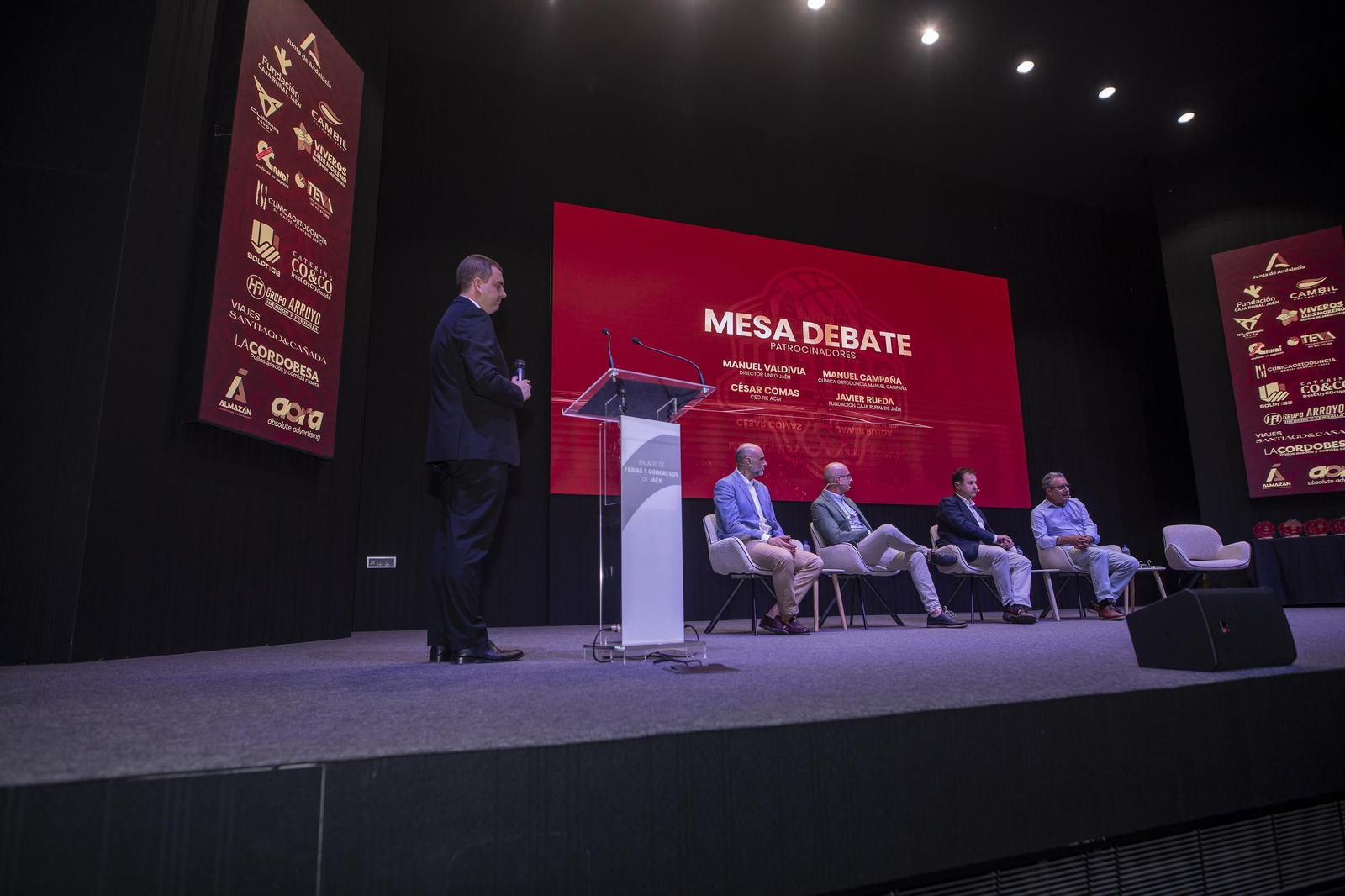 Valores y emoción en la IV Gala de Fomento del Baloncesto del Jaén CB, en imágenes