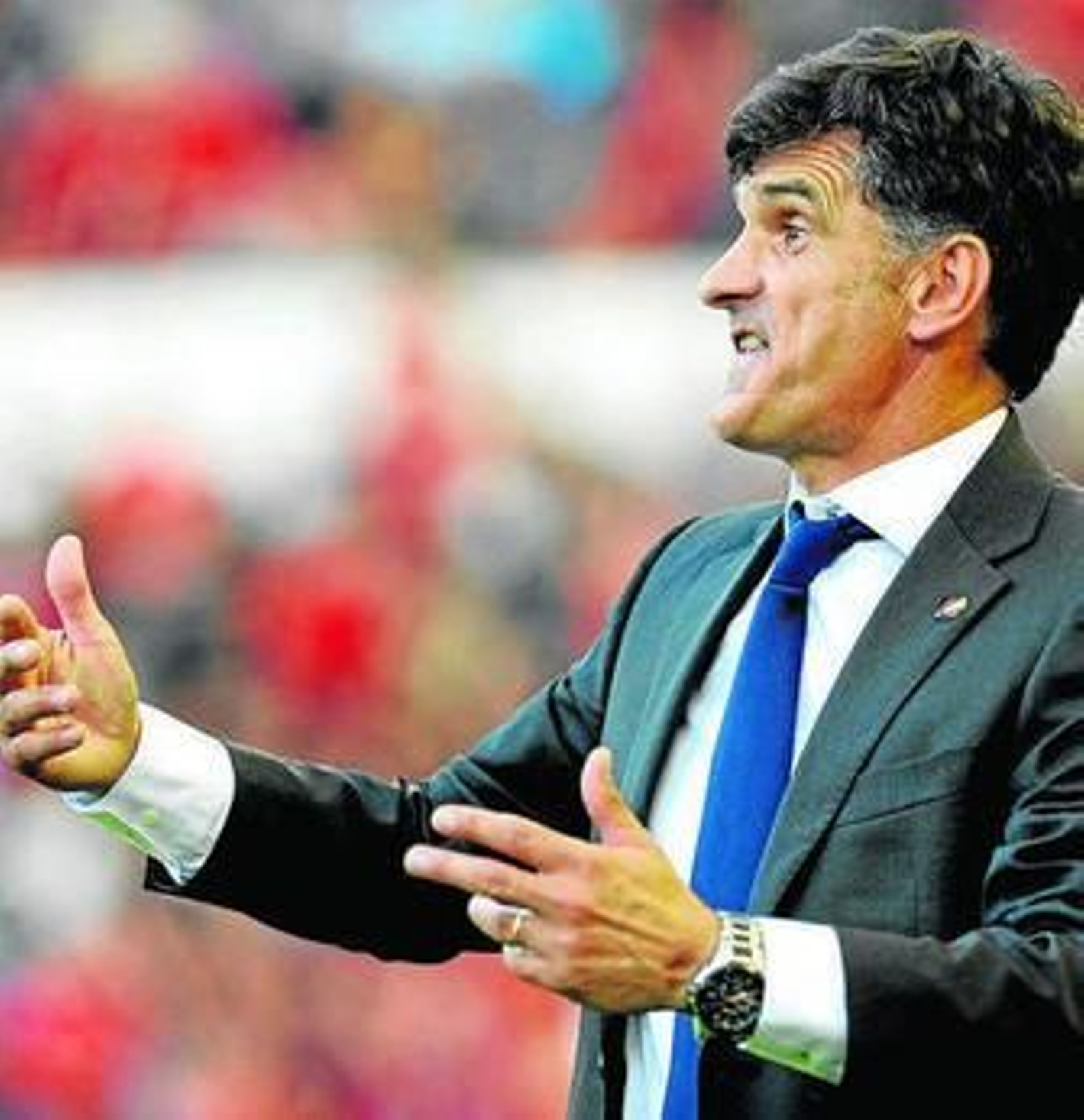 José Luis Mendilibar, durante un encuentro de Osasuna.