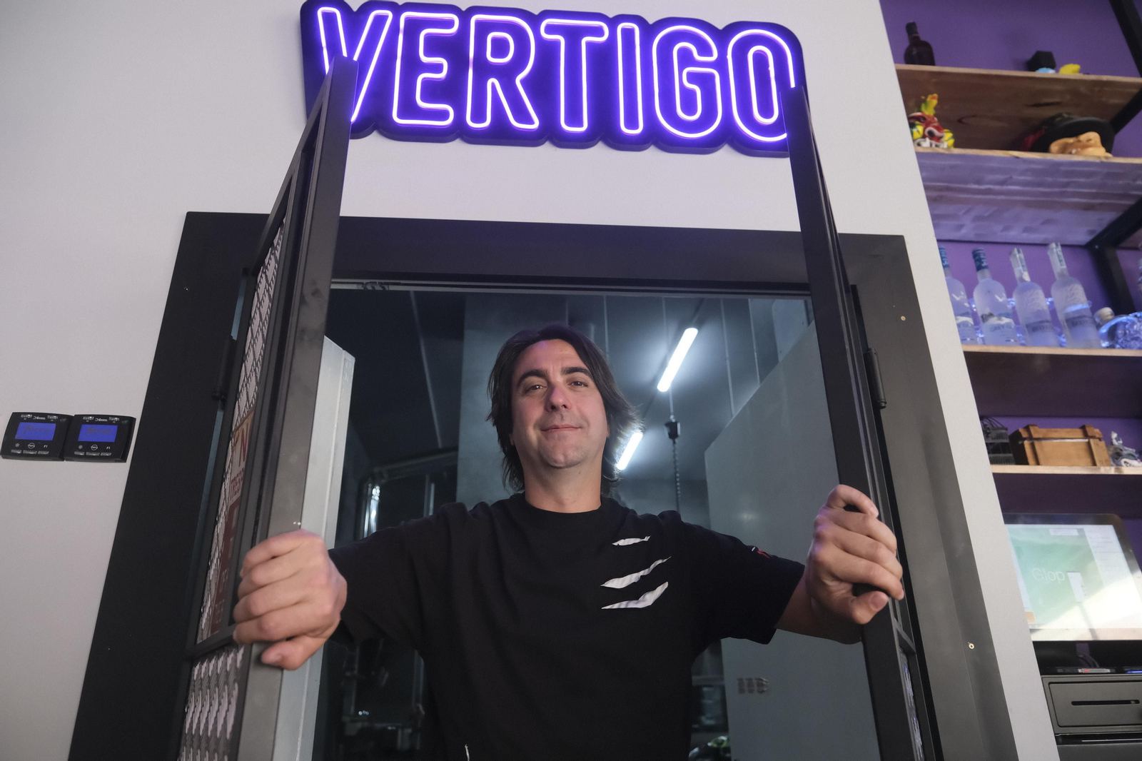 El chef Javier Moreno en su restaurante, Vértigo