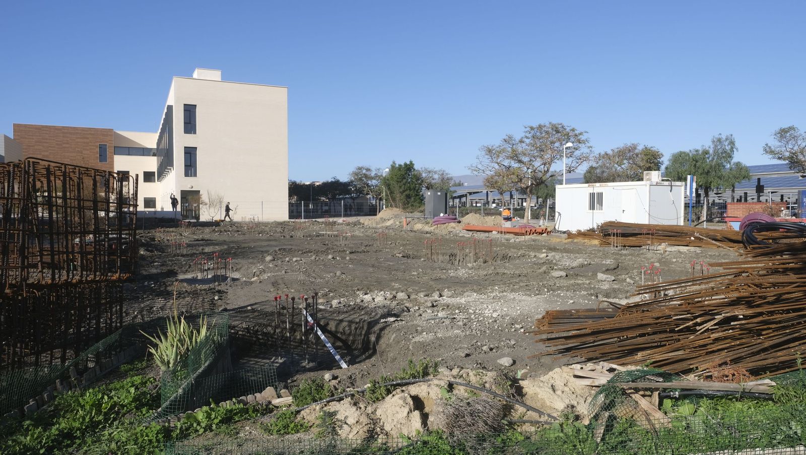 La Facultad de Ciencias de la Salud de la UAL suma a sus instalaciones una ambulancia didáctica