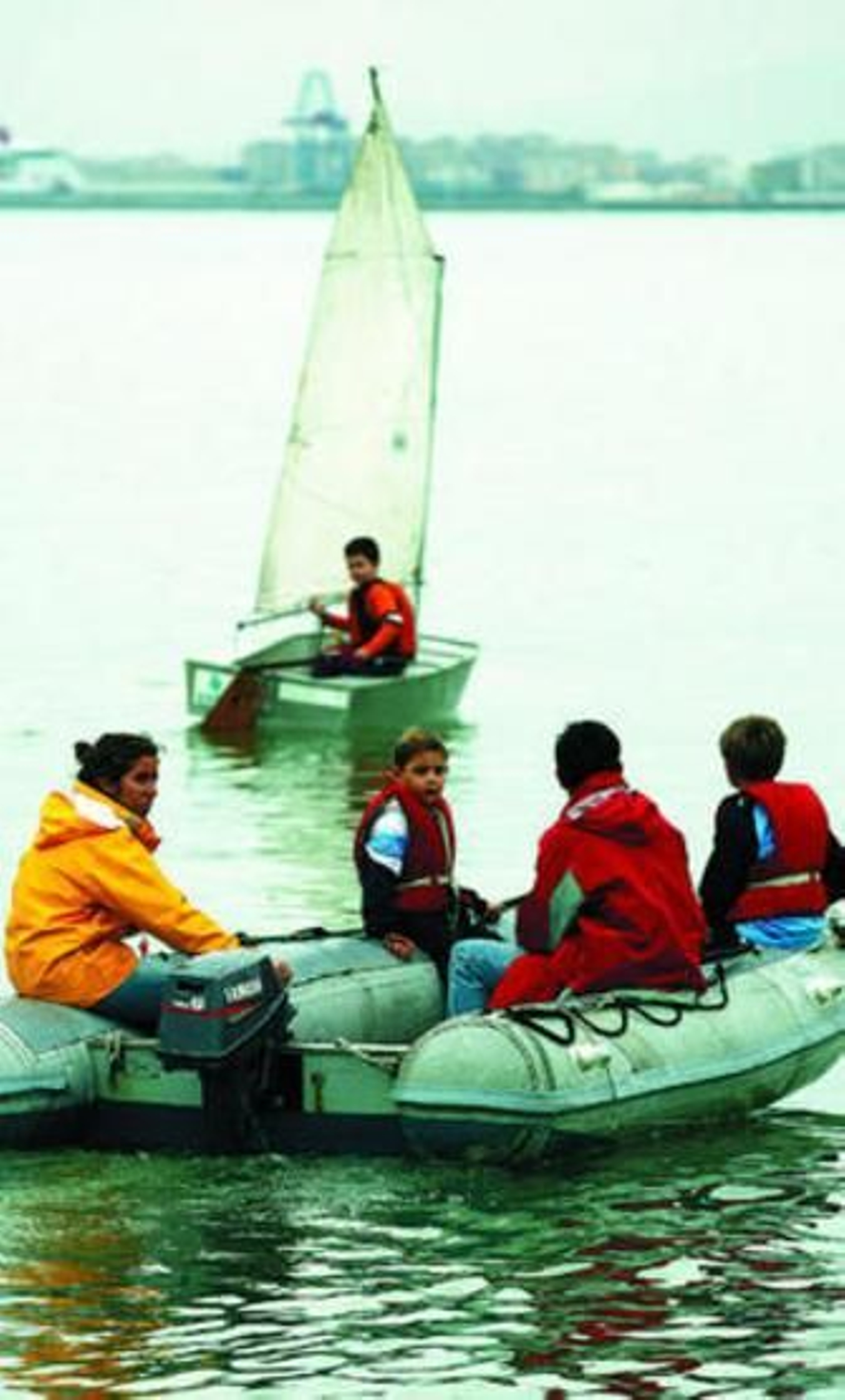 Muchachito Bombo Infierno llega esta noche con su estilo 'rumboxing' a la Sala Cibeles