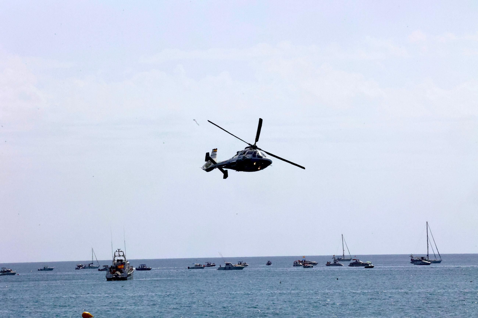 El desfile aéreo de Torre del Mar, en imágenes El desfile aéreo de Torre del Mar, en imágenes