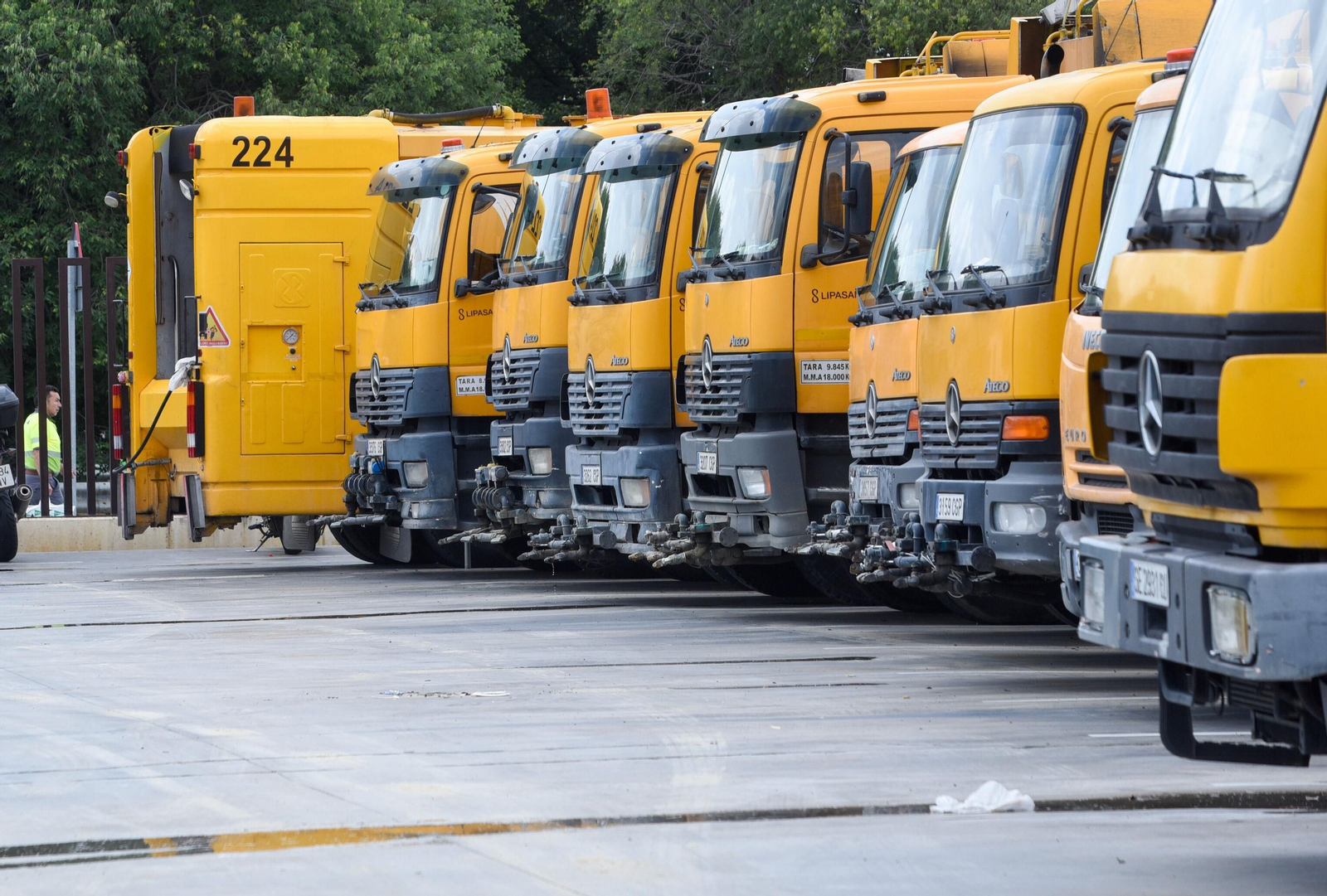 El Ayuntamiento de Sevilla invertirá más de 12 millones para mejorar la recogida de residuos