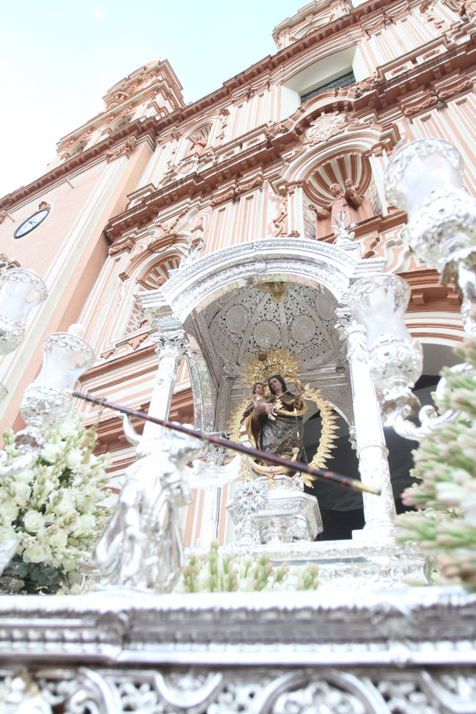 Procesión solemne de la Virgen de la Cinta.