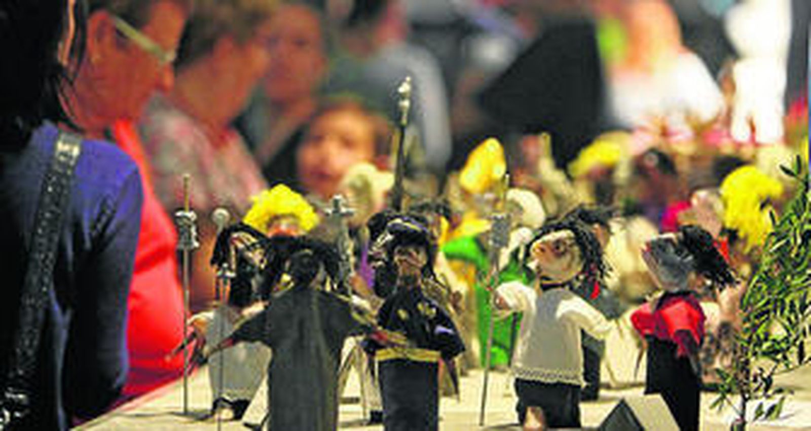 Los mercados de Cádiz celebran los Tosantos