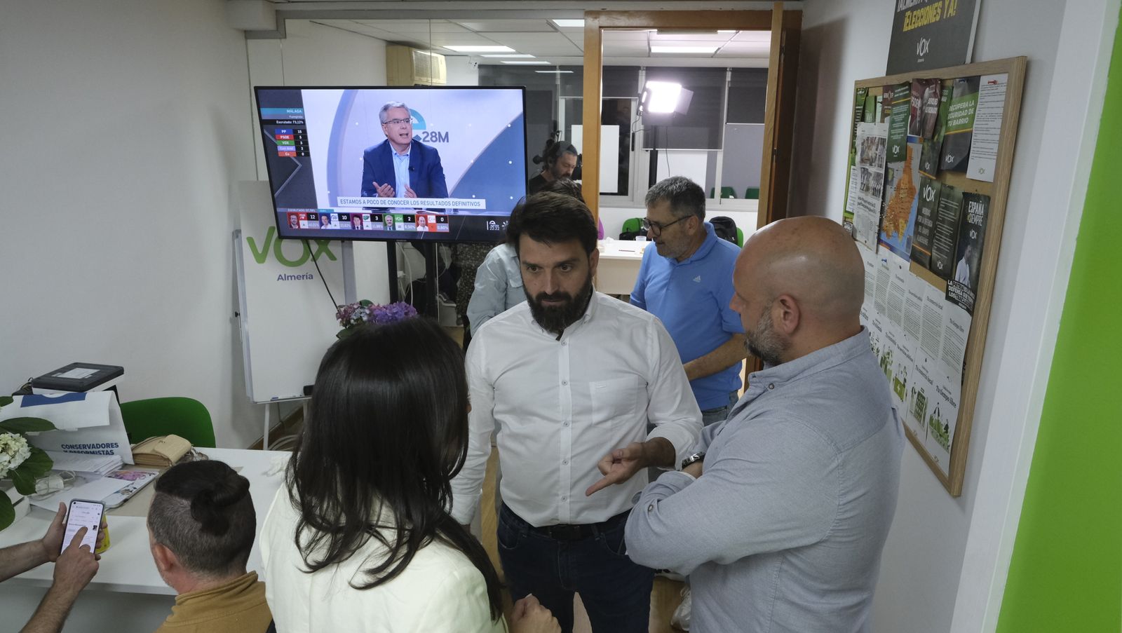 Imágenes de la noche de Elecciones Municipales 2023, en Almería