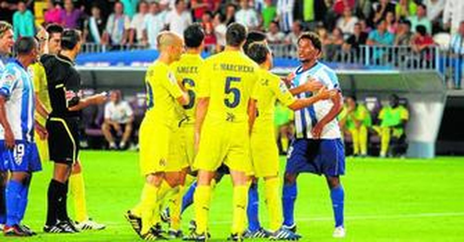 Momento en el que Eliseu busca a Marchena para recriminarle su fea entrada.