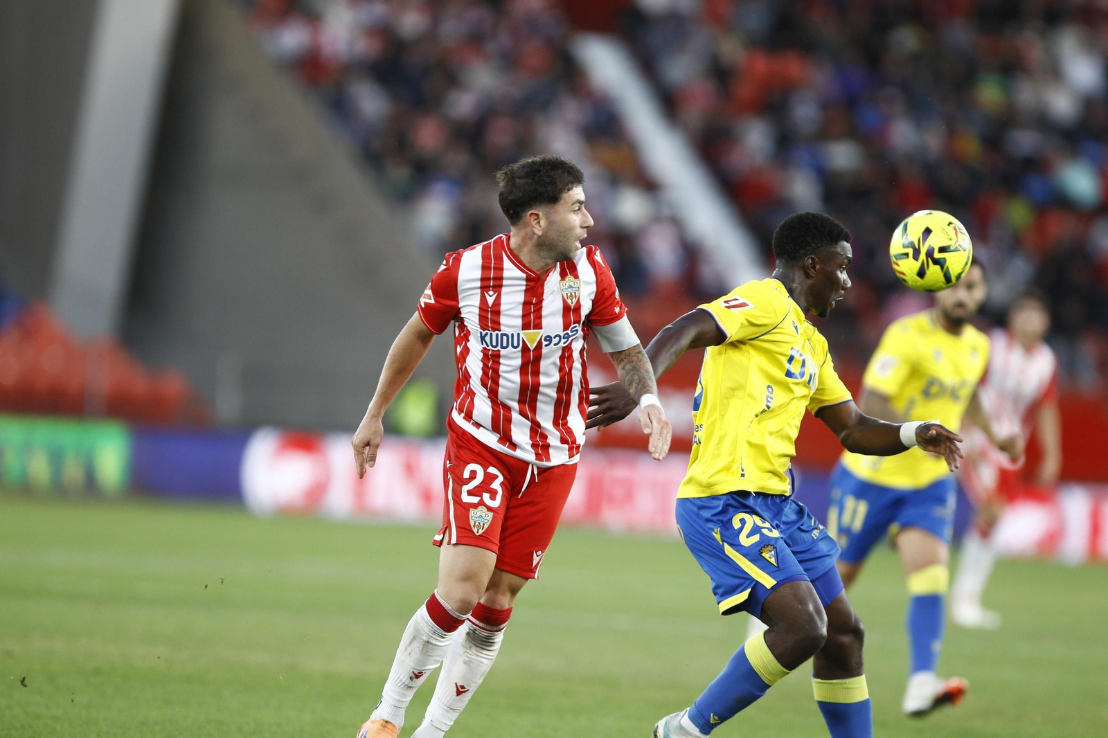 El partido U.D. Almería-Cádiz C.F. en imágenes