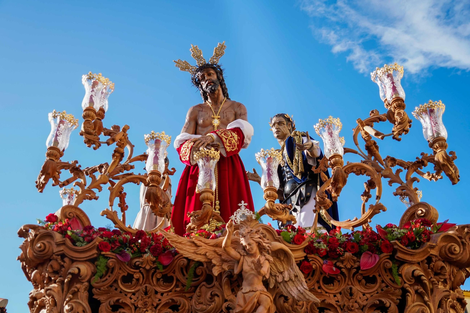 Martes Santo: Imágenes de la procesión de La Sentencia