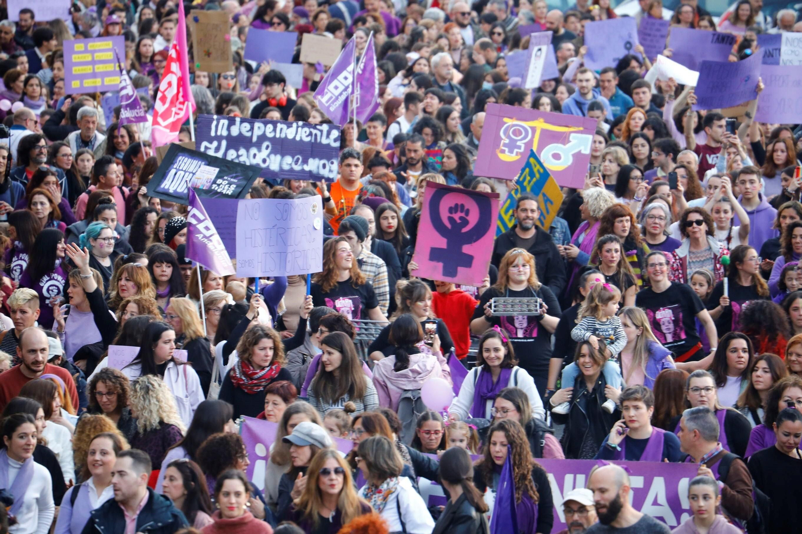 La manifestación del 8M en Córdoba, en imagenes