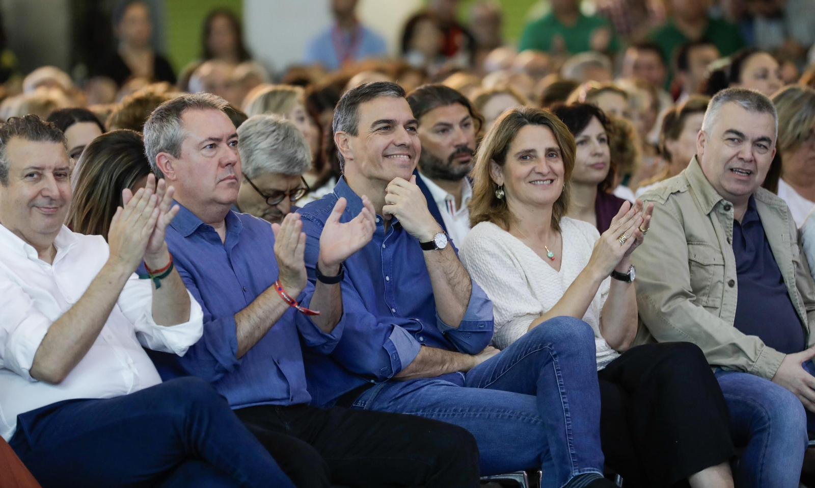 Las imágenes del mitin de Pedro Sánchez en Sevilla