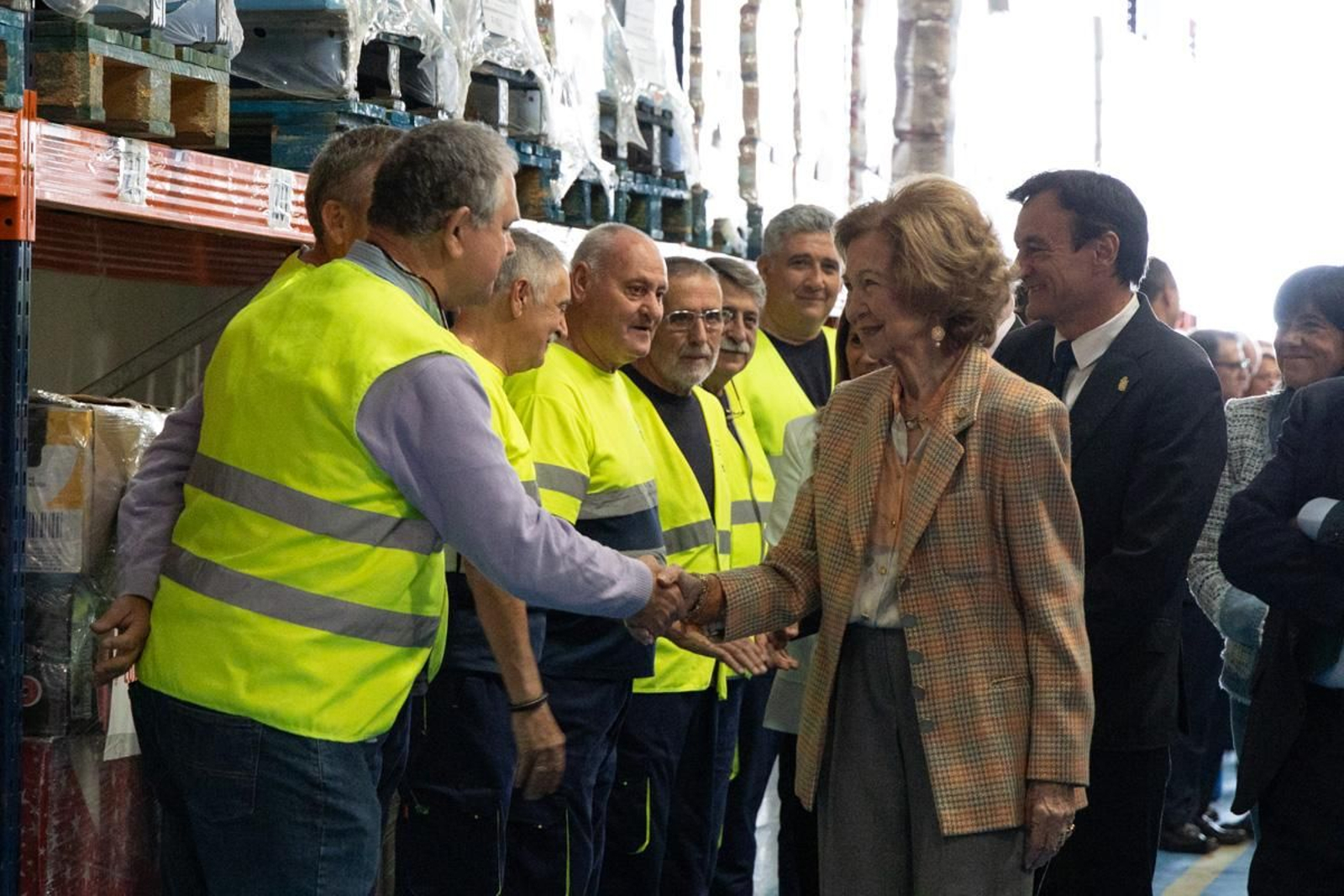 Visita de la Reina Sofía a las instalaciones del Banco de España, en imágenes