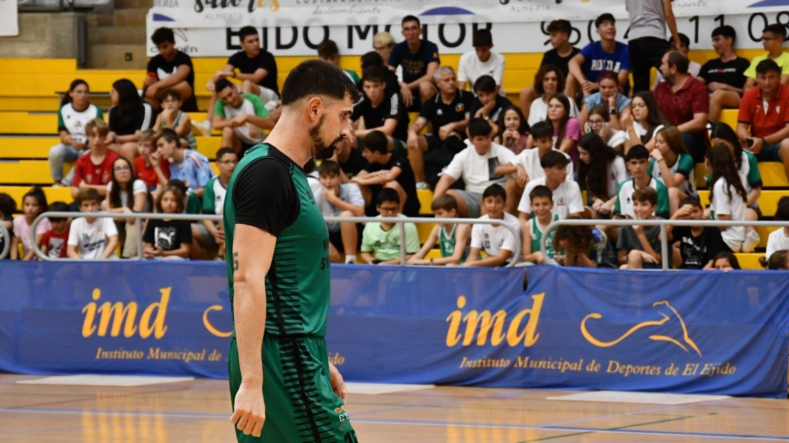 El Vikingos Syngenta Baloncesto Murgi no pudo arrancar con victoria su andadura en Liga EBA