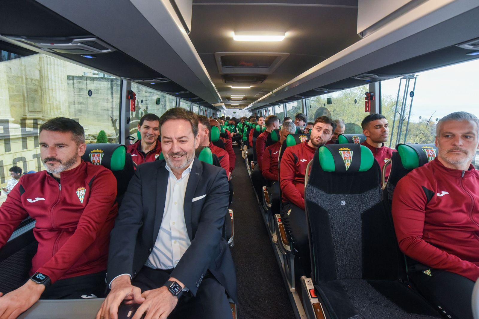 Las mejores fotos de la presentación del nuevo autobús del Córdoba CF