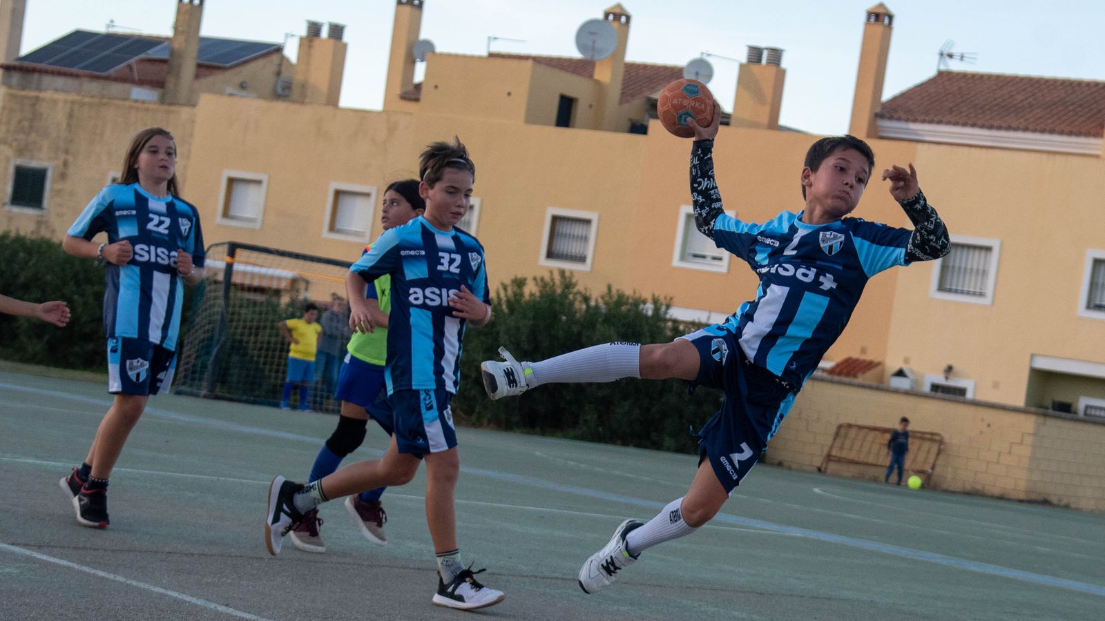 La fotos de los Juegos Municipales de Balonmano en el colegio Los Pinos