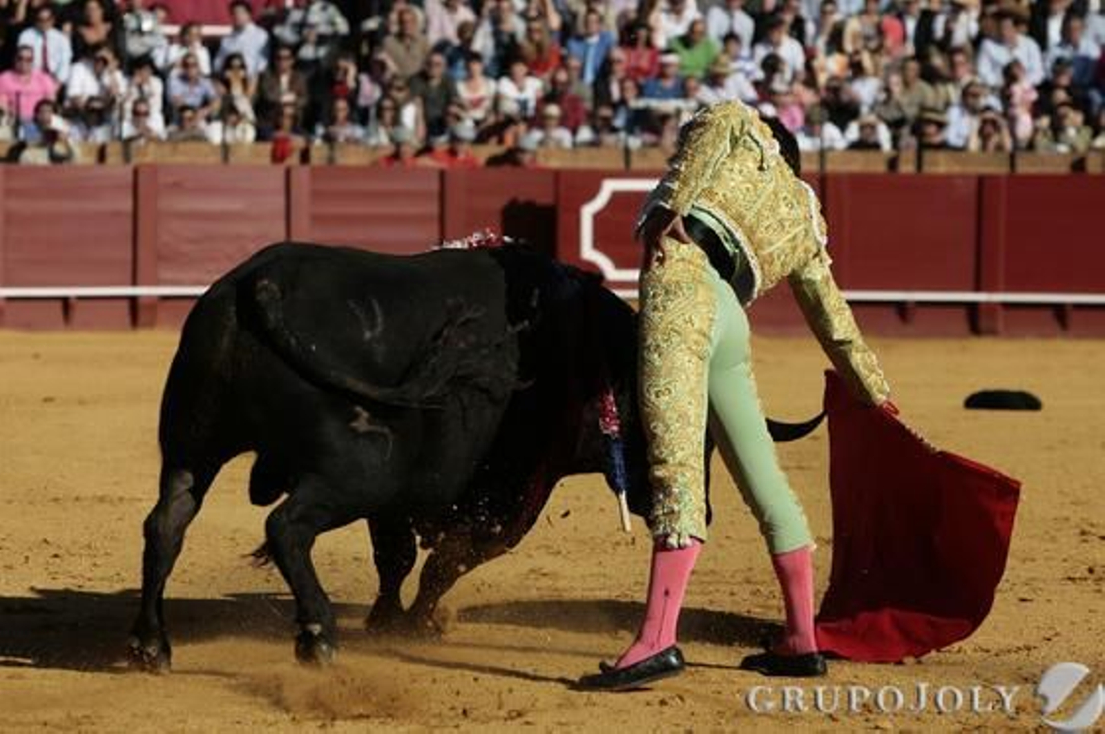 Curro Díaz en el Segundo de la tarde

Foto: Juan Carlos Munoz