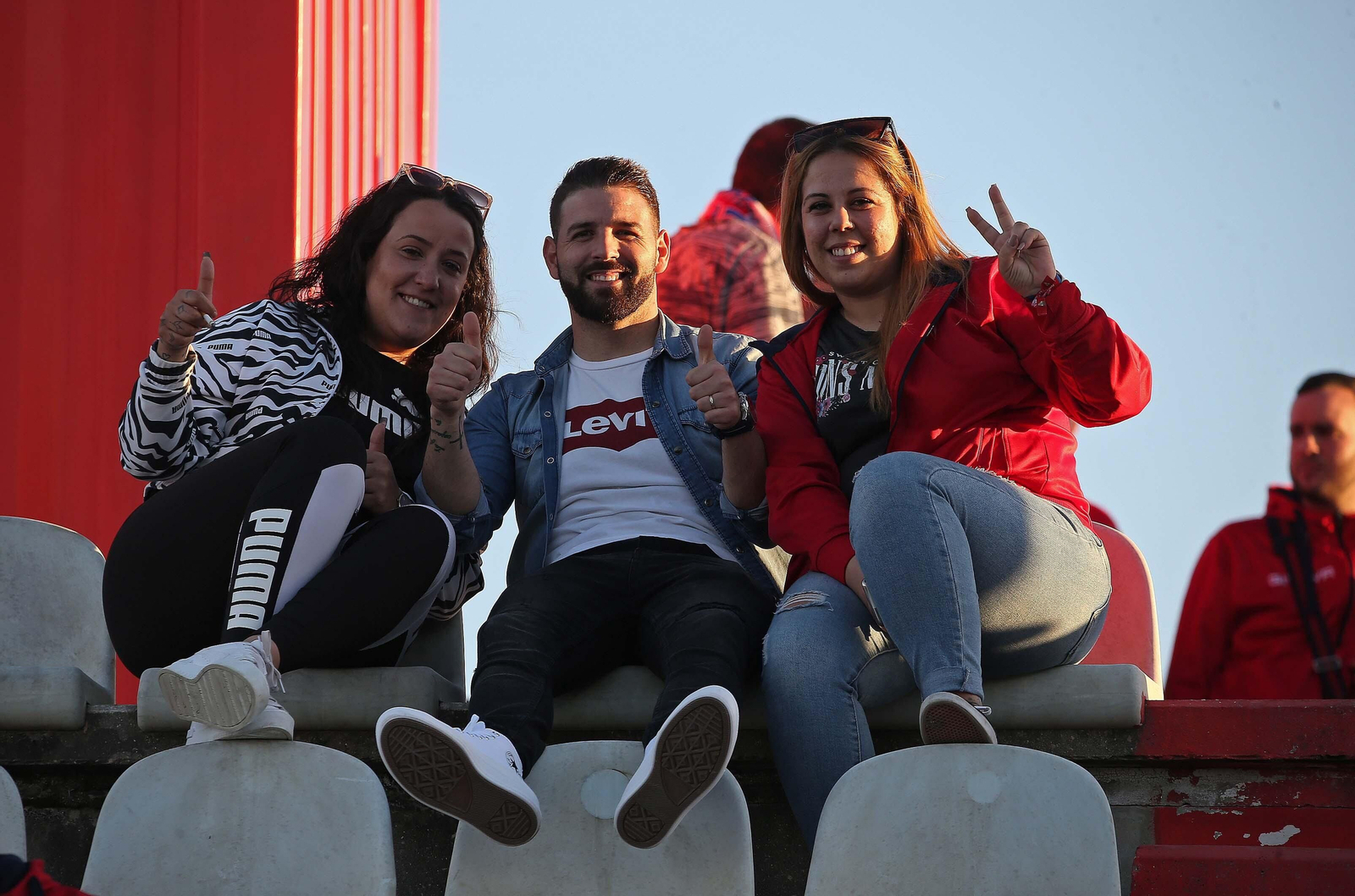 Fotos de la afición durante el Algeciras - Córdoba en el Nuevo Mirador